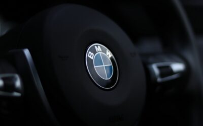 Les innovations technologiques de BMW : de l’injection directe d’essence au système de propulsion hybride