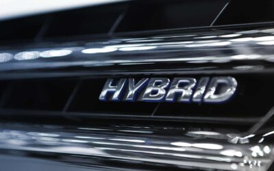 Pourquoi les voitures hybrides gagnent en popularité ?
