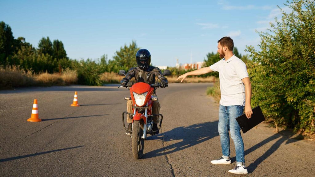 apprendre conduire moto