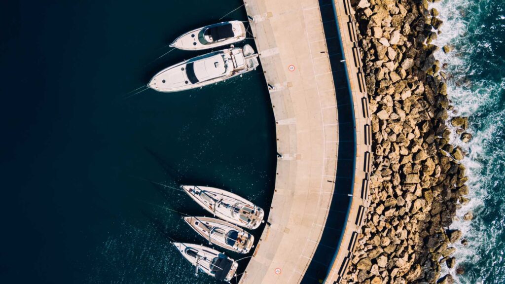 bateau dans un port