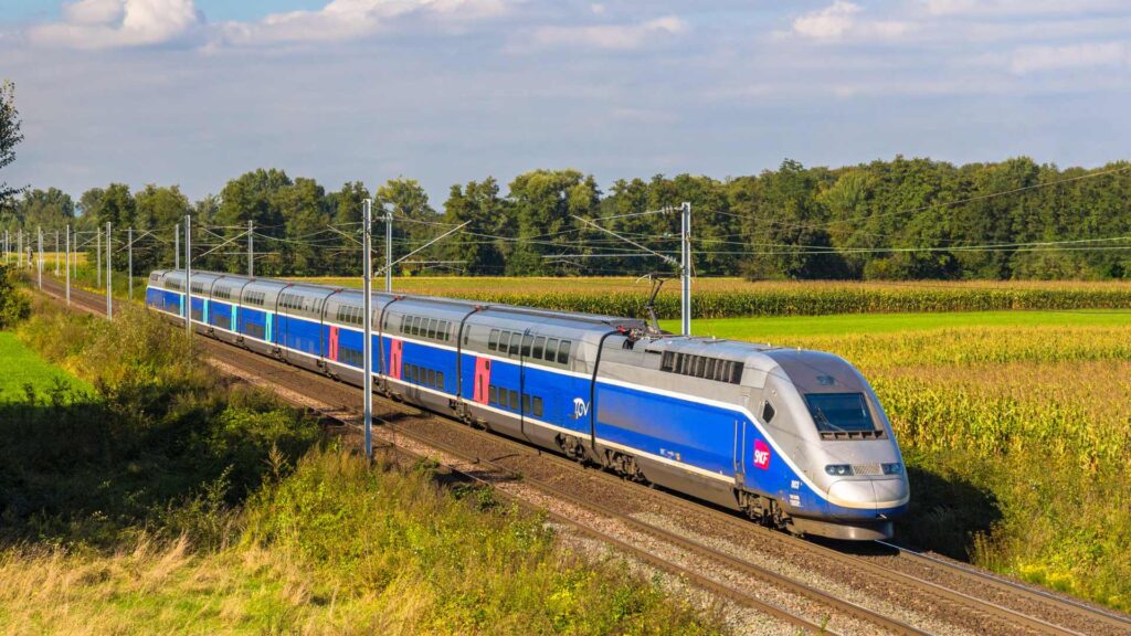 train en pleine nature