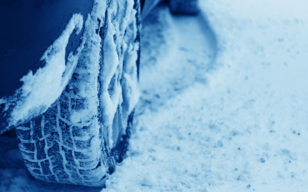 Comment choisir les pneus hiver adaptés à votre voiture ?